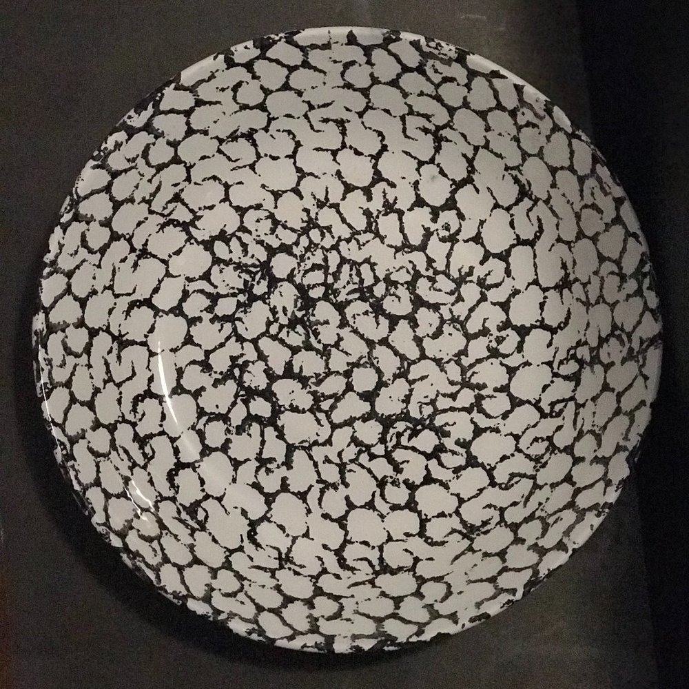 13 inches black and white CERAMIC bowl